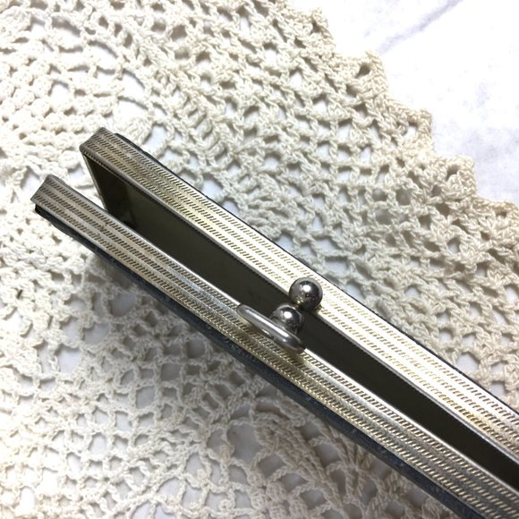 Vtg 60’s Snap lock Eyeglass Hard Shell Case - Picture 3 of 13